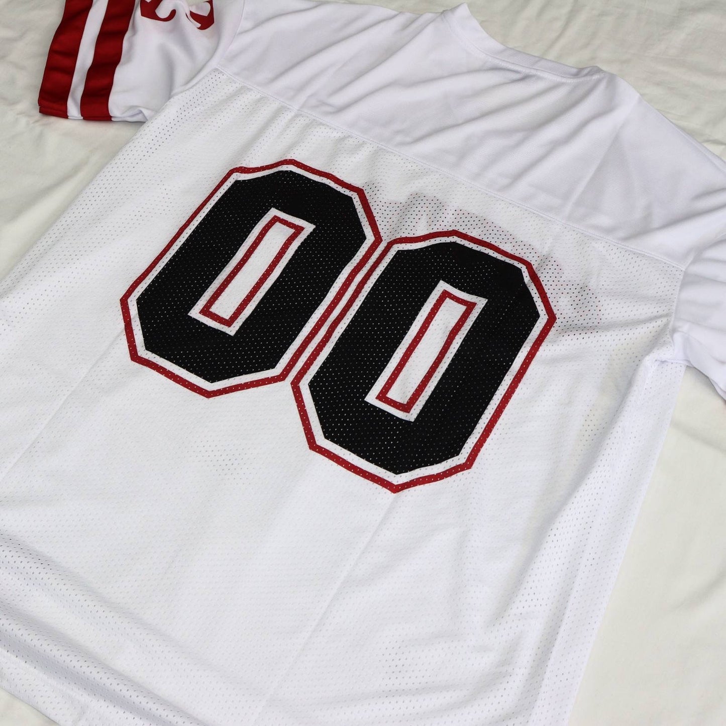 SET OFF WHITE